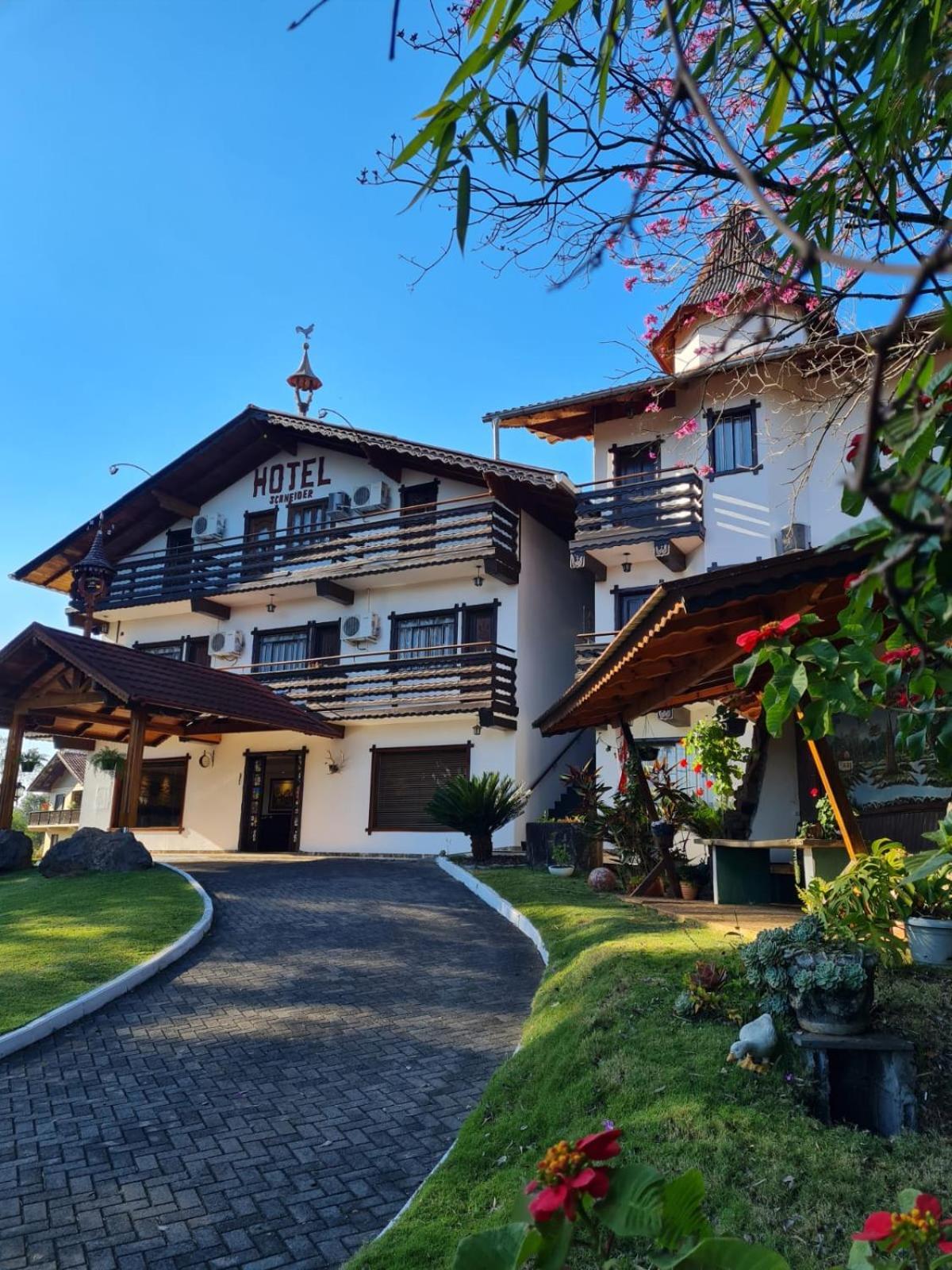 Hotel Schneider Treze Tílias